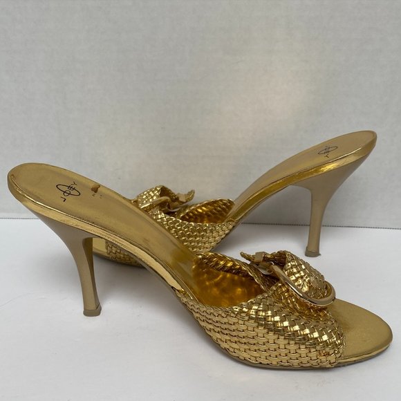 JOEY Gold Heels In Size 9M - Picture 3 of 4